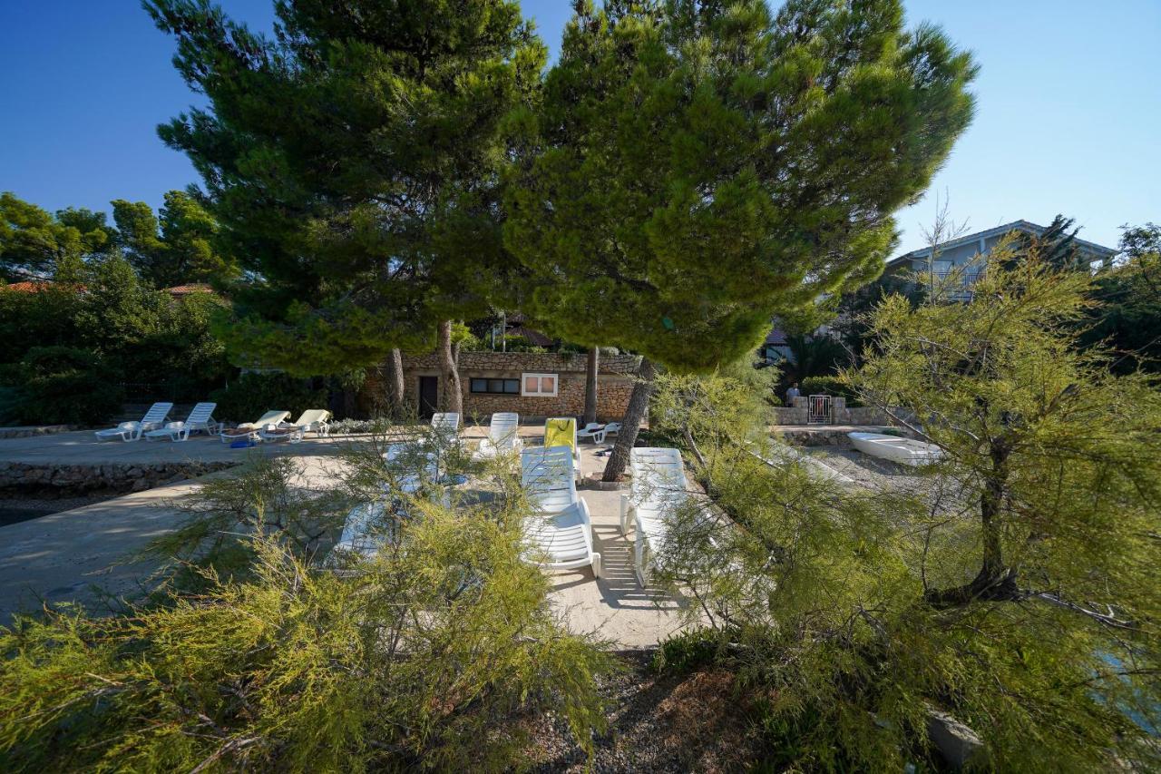 Villa Vicko Starigrad Paklenica Esterno foto