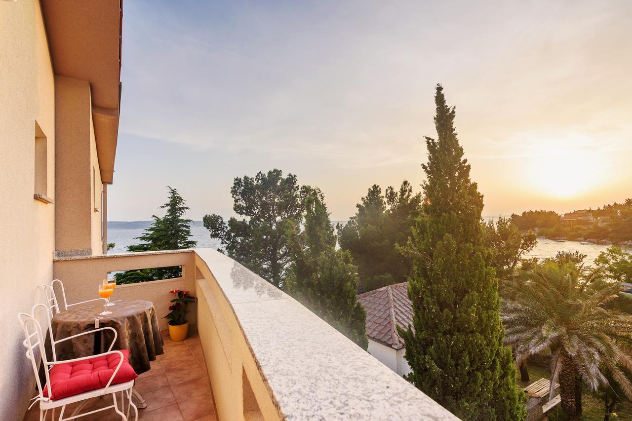 Villa Vicko Starigrad Paklenica Esterno foto