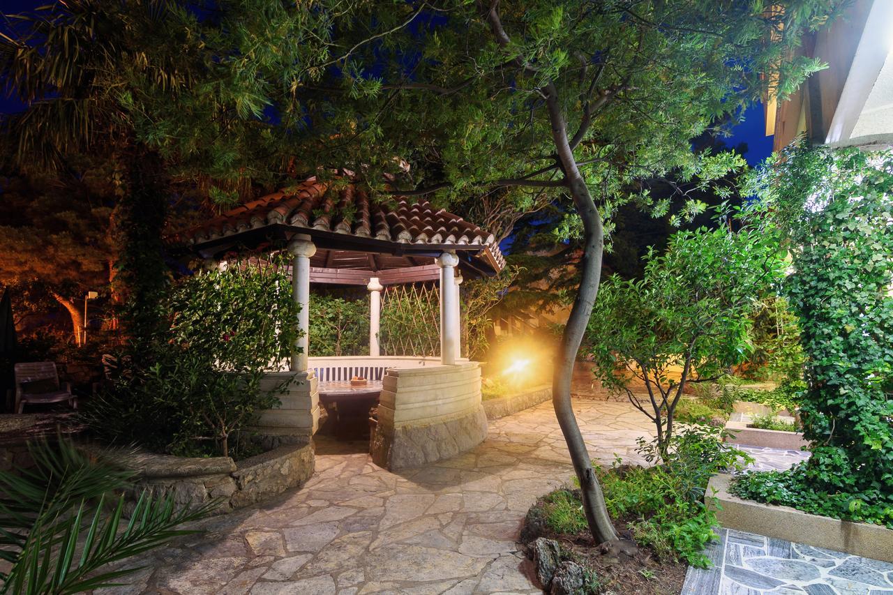 Villa Vicko Starigrad Paklenica Esterno foto